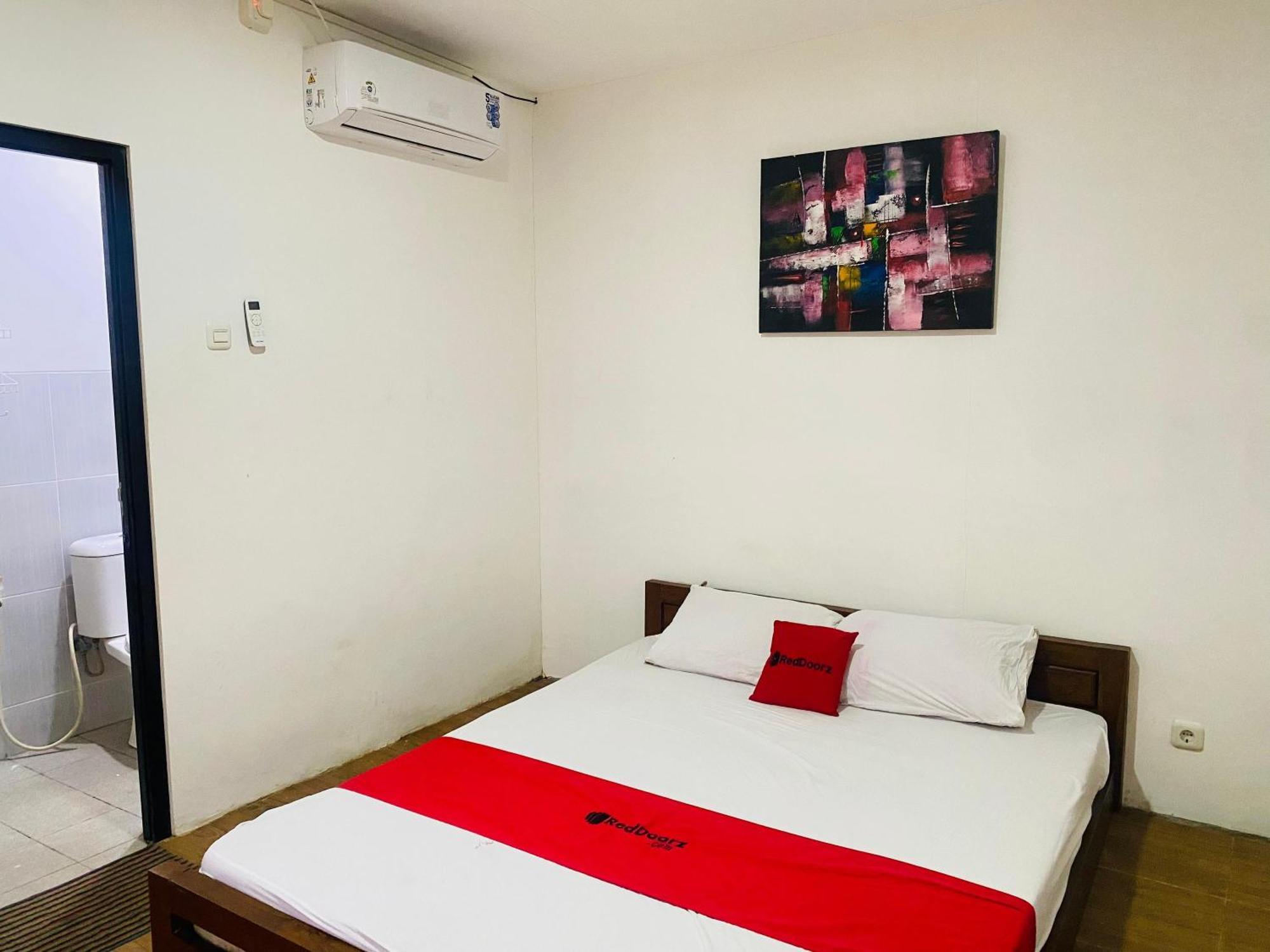 Reddoorz Syariah Near Wisata Durensewu Pandaan Jetak Εξωτερικό φωτογραφία